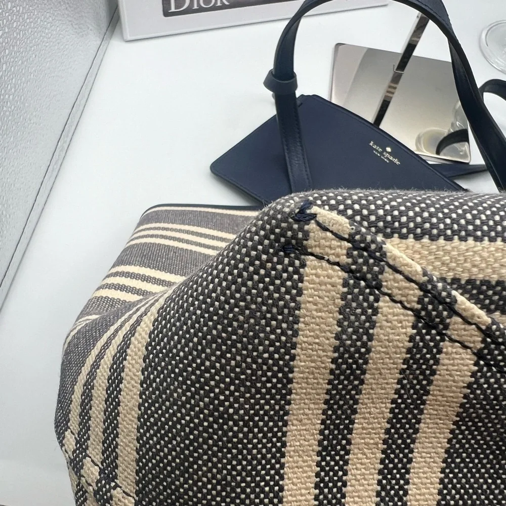 Kate Spade Blue and Cream Striped Tote - EUC